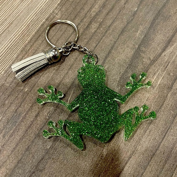 🎉🎉2x HP🎉🎉 Handmade Frog Keychain - Picture 1 of 6